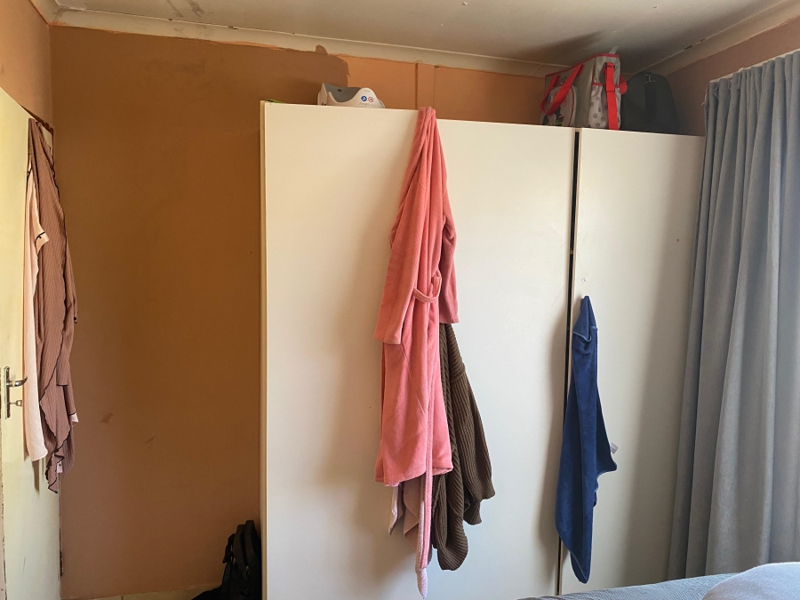2 Bedroom Property for Sale in Tlhabane West North West